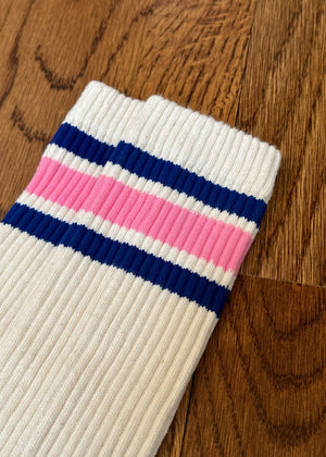 retro socks in blue/pink